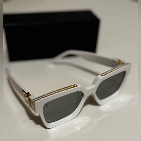 Louis Vuitton Virgil Abloh White 1.1 Millionaires Sunglasses RARE - Picture 9 of 13